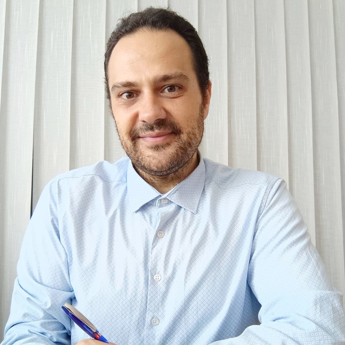 martin-yankov-nbu_700x700_crop_478b24840a