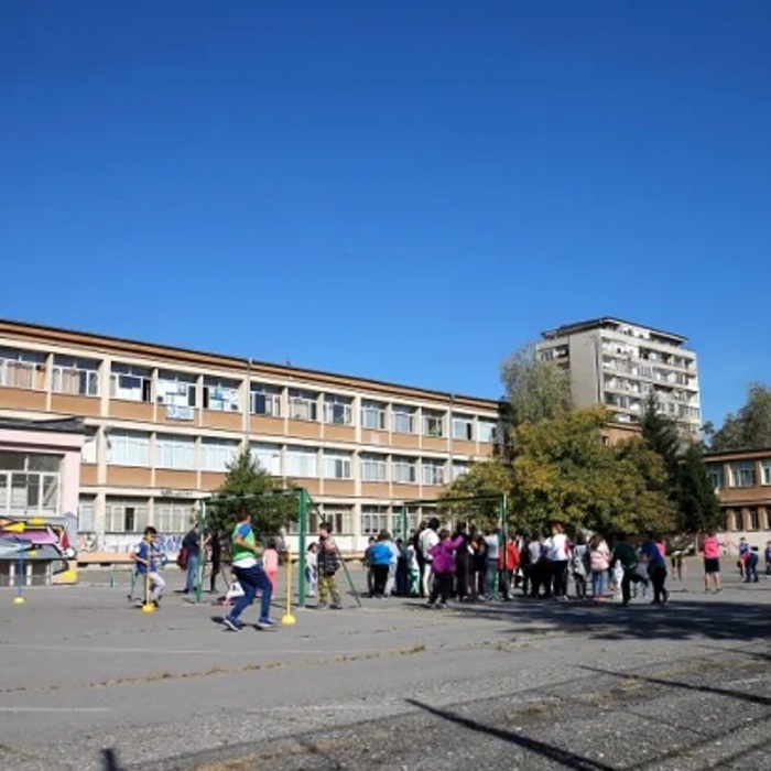 andreana-andreeva-93-sredno-uchilishte_700x700_crop_478b24840a