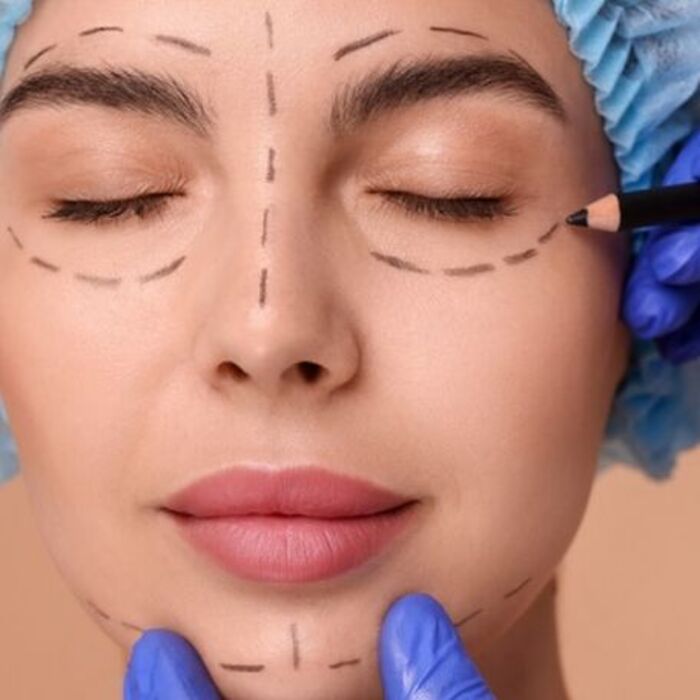 liceto-ne-e-chernova-cross_700x700_crop_478b24840a