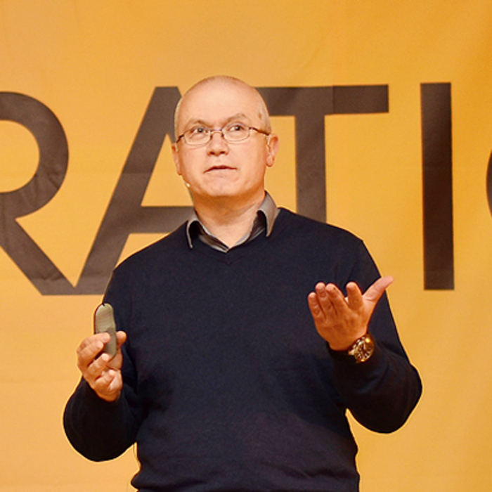 photo-23_700x700_crop_478b24840a