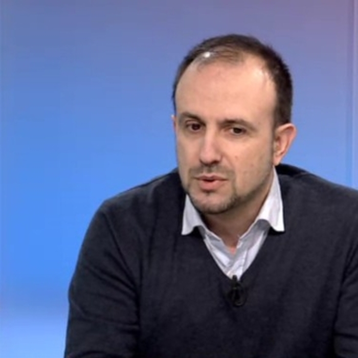 emiliyan-krumov_700x700_crop_478b24840a