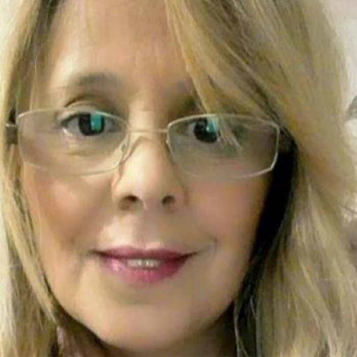 anet-marinova-bnr_700x700_crop_478b24840a