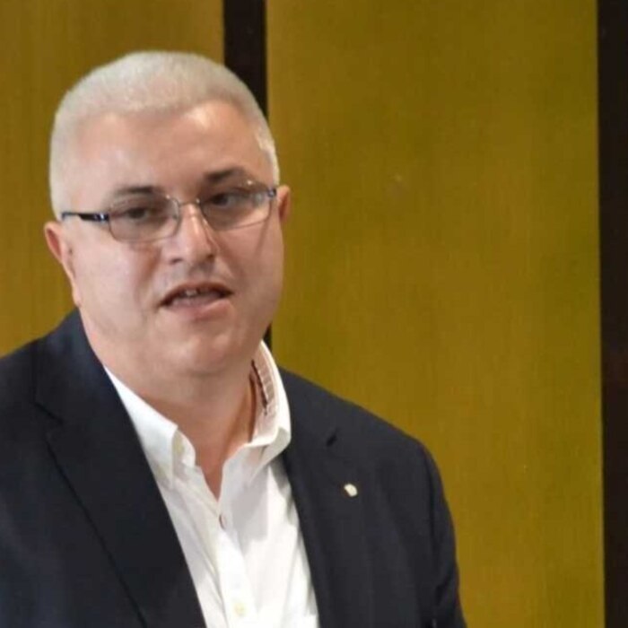 ivaylo-turnev_700x700_crop_478b24840a