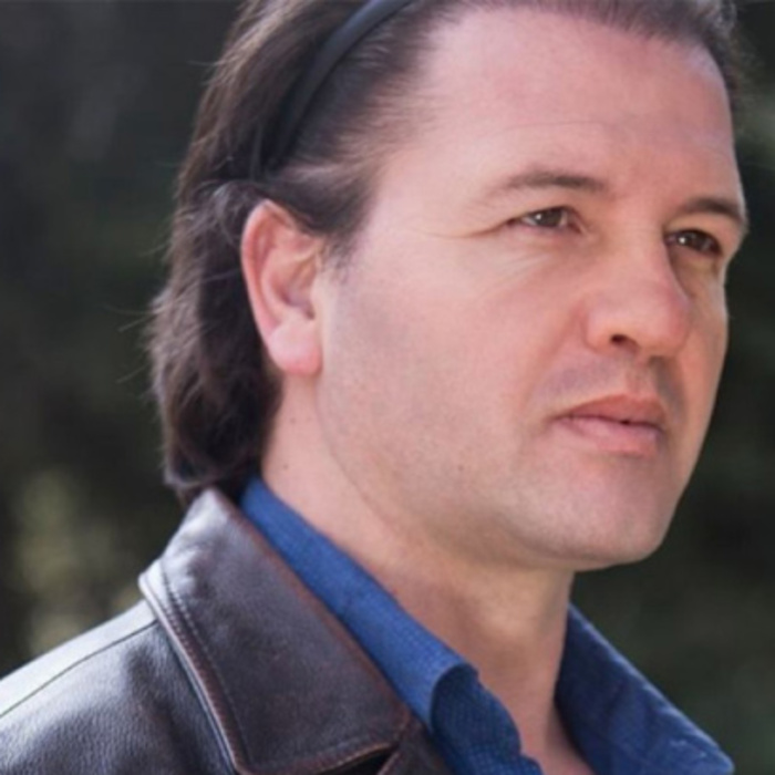 ivo-velichkovv-bnr_700x700_crop_478b24840a