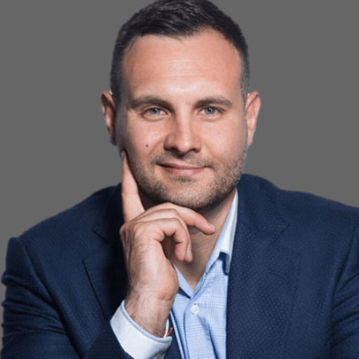 milen-velikov-neftelimov-com_700x700_crop_478b24840a