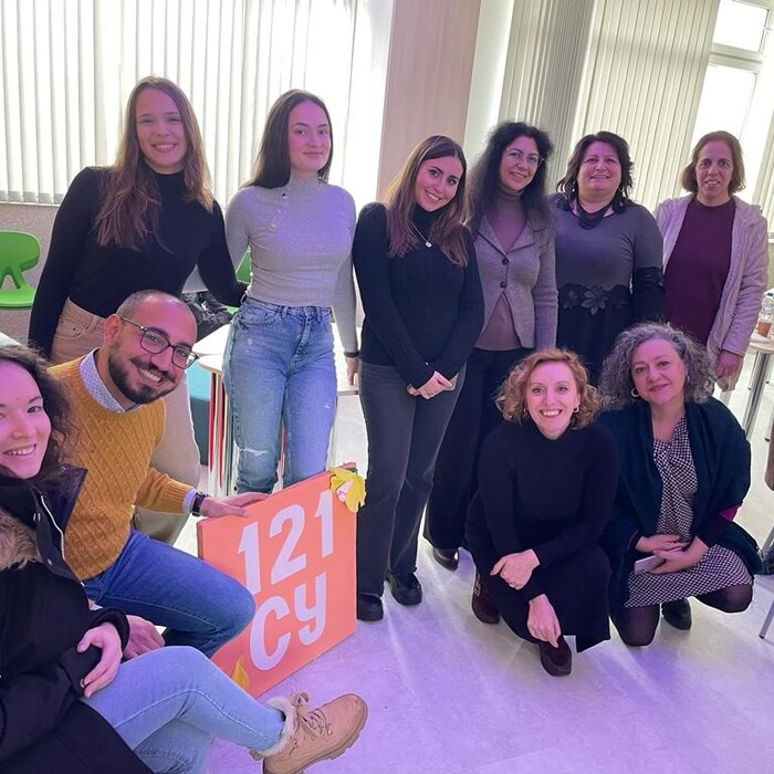 4_700x700_crop_478b24840a