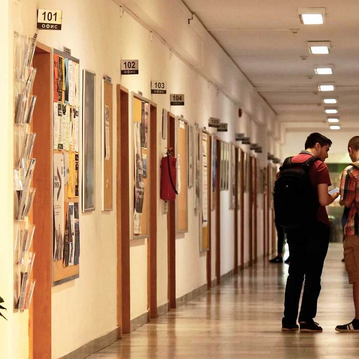 1377506_700x700_crop_478b24840a