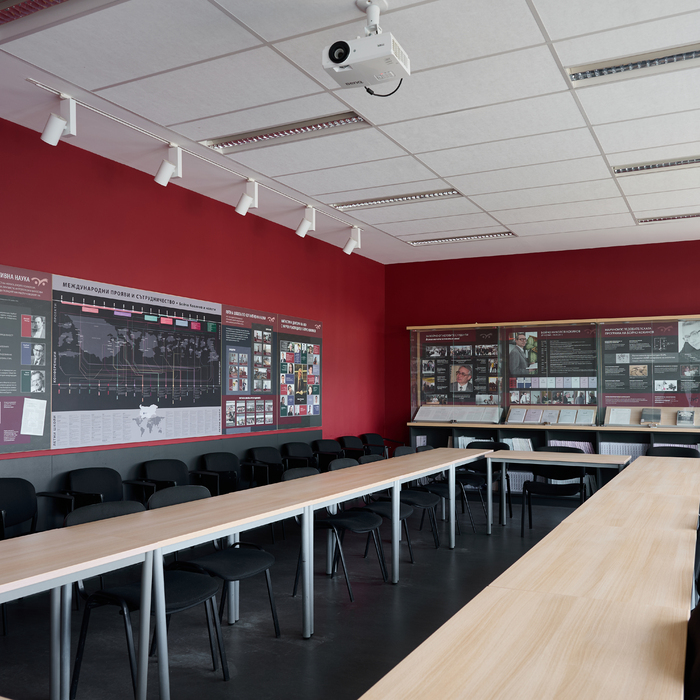 k1-room407-01_700x700_crop_478b24840a